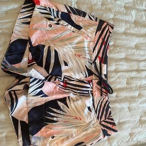 Athleta Hudson short size 6